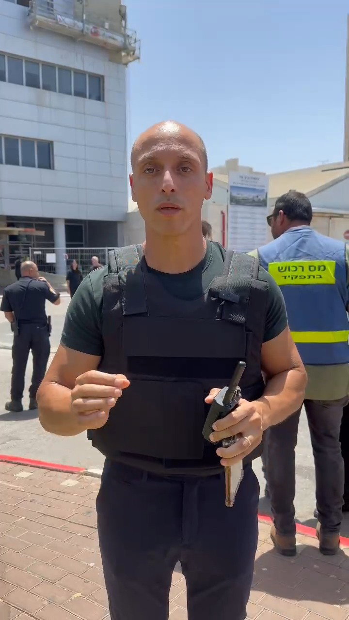 ראש עיריית עכו בזירה