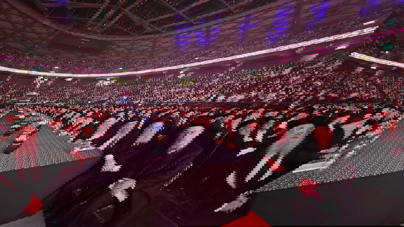 רבבת חסידי חב"ד התכנסו להתוועדות סוחפת ומרוממת