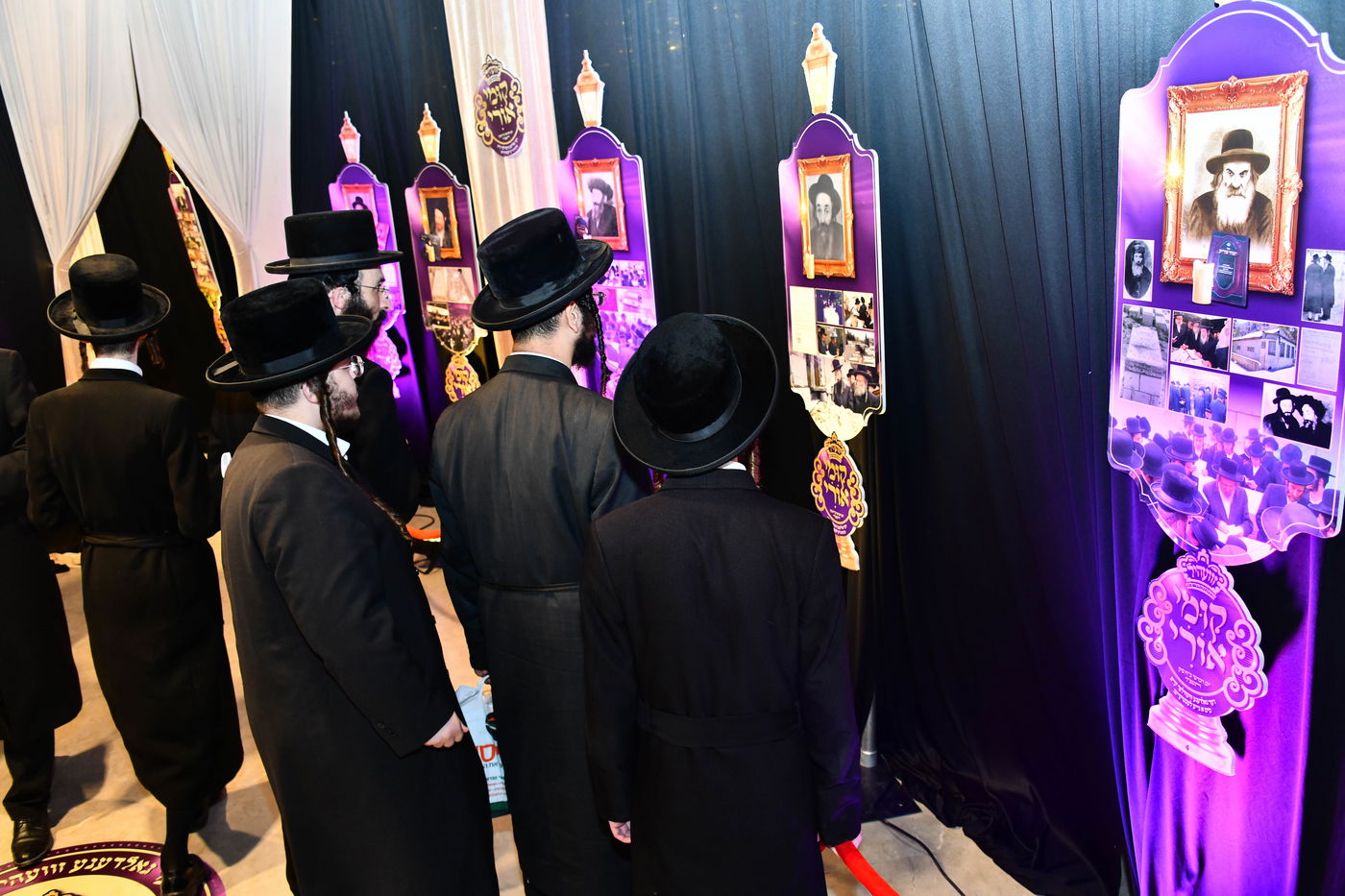 דינר 'קומי אורי' זוויעהיל