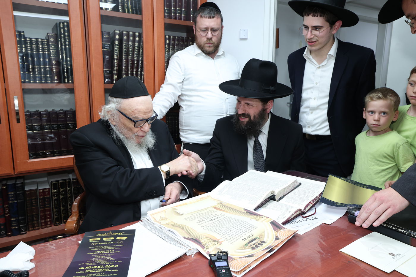 הכתרת רב שכונה לרמת אברהם בבית שמש