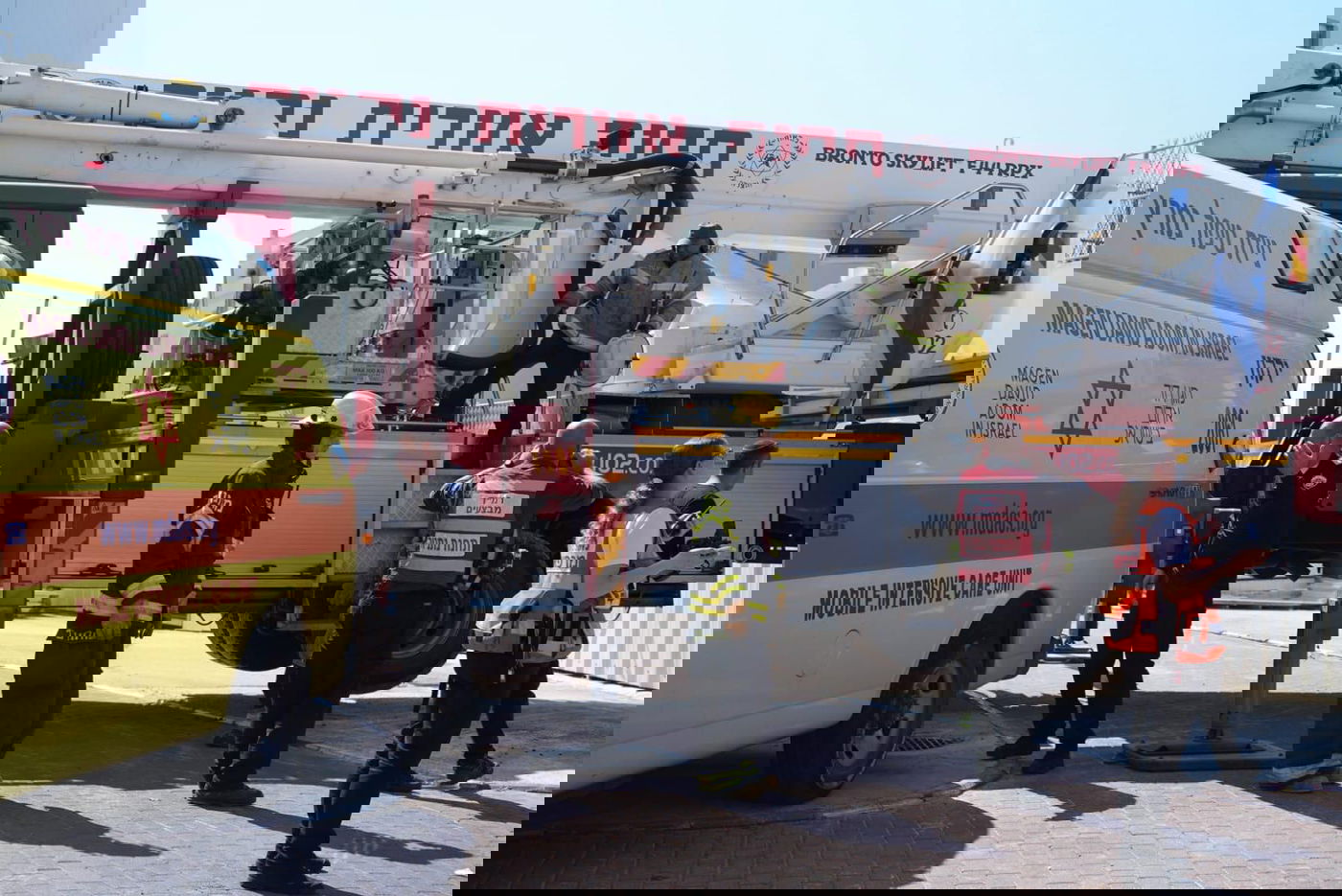 כוחות כבאות והצלה, מגן דוד אדום ושב"ס