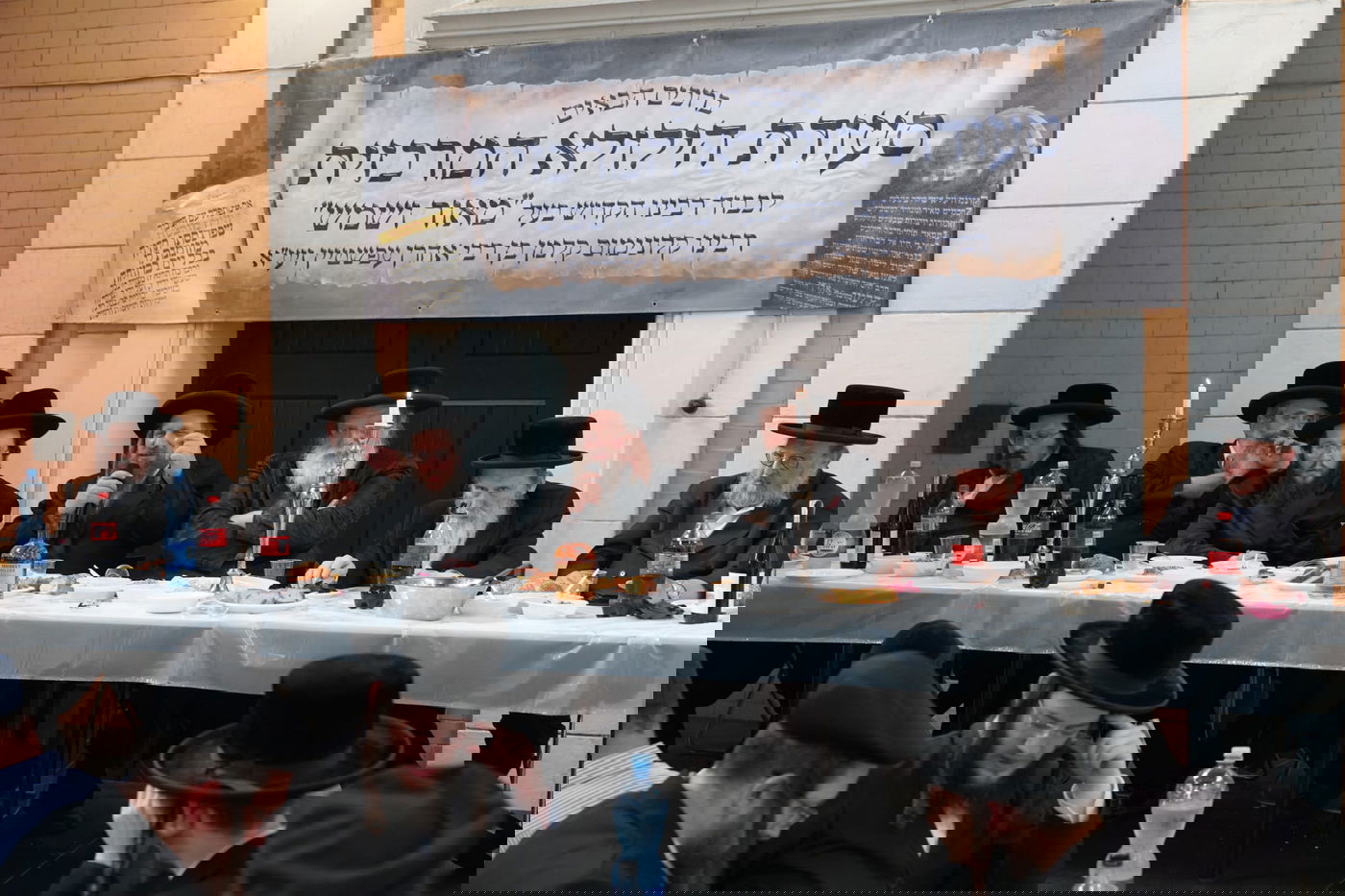 עליה לציון הרה"ק ה'מאור ושמש' בפולין