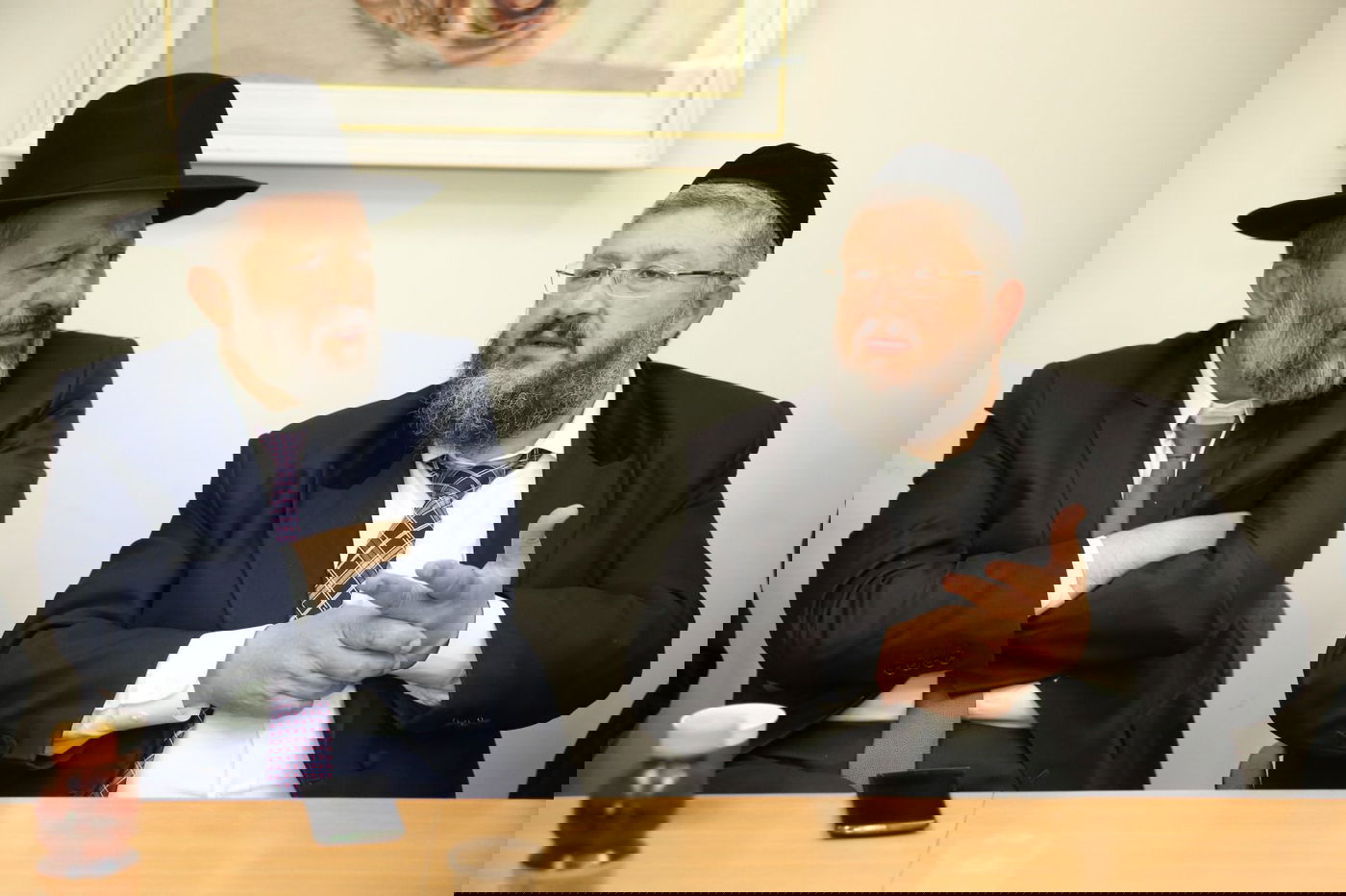 יו"ר ש"ס אריה דרעי עם אחיו הגדול רבי יהודה דרעי זצוק"ל