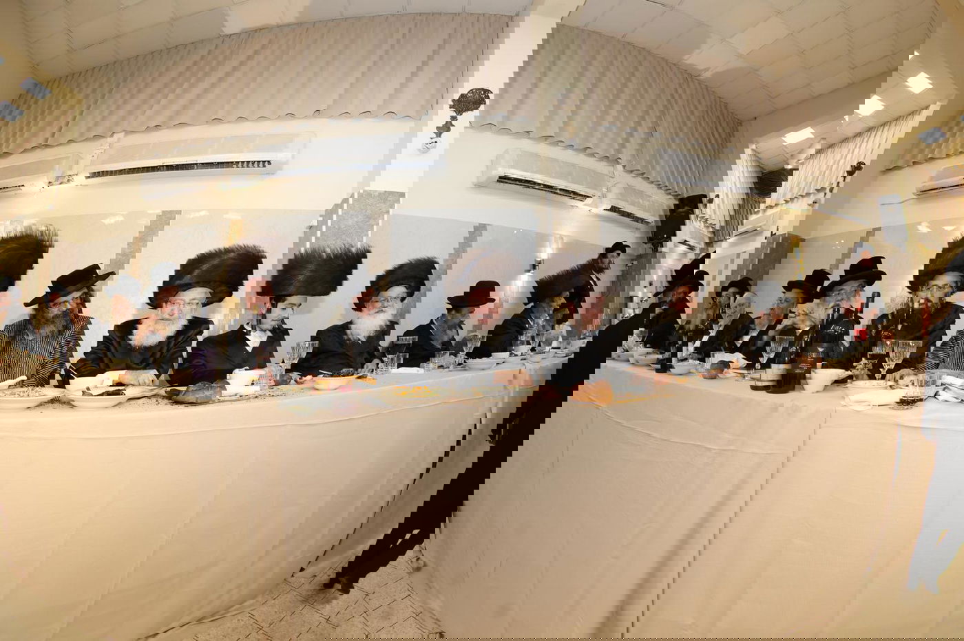 שבע ברכות המרכזי בבית רב ק"ק חיי נפש