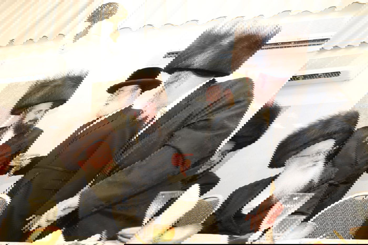 שבע ברכות המרכזי בבית רב ק"ק חיי נפש