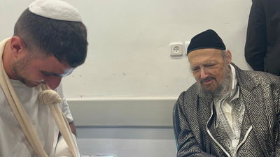 הגר"ד קוק עם שגיא עברי שנפצע קשה