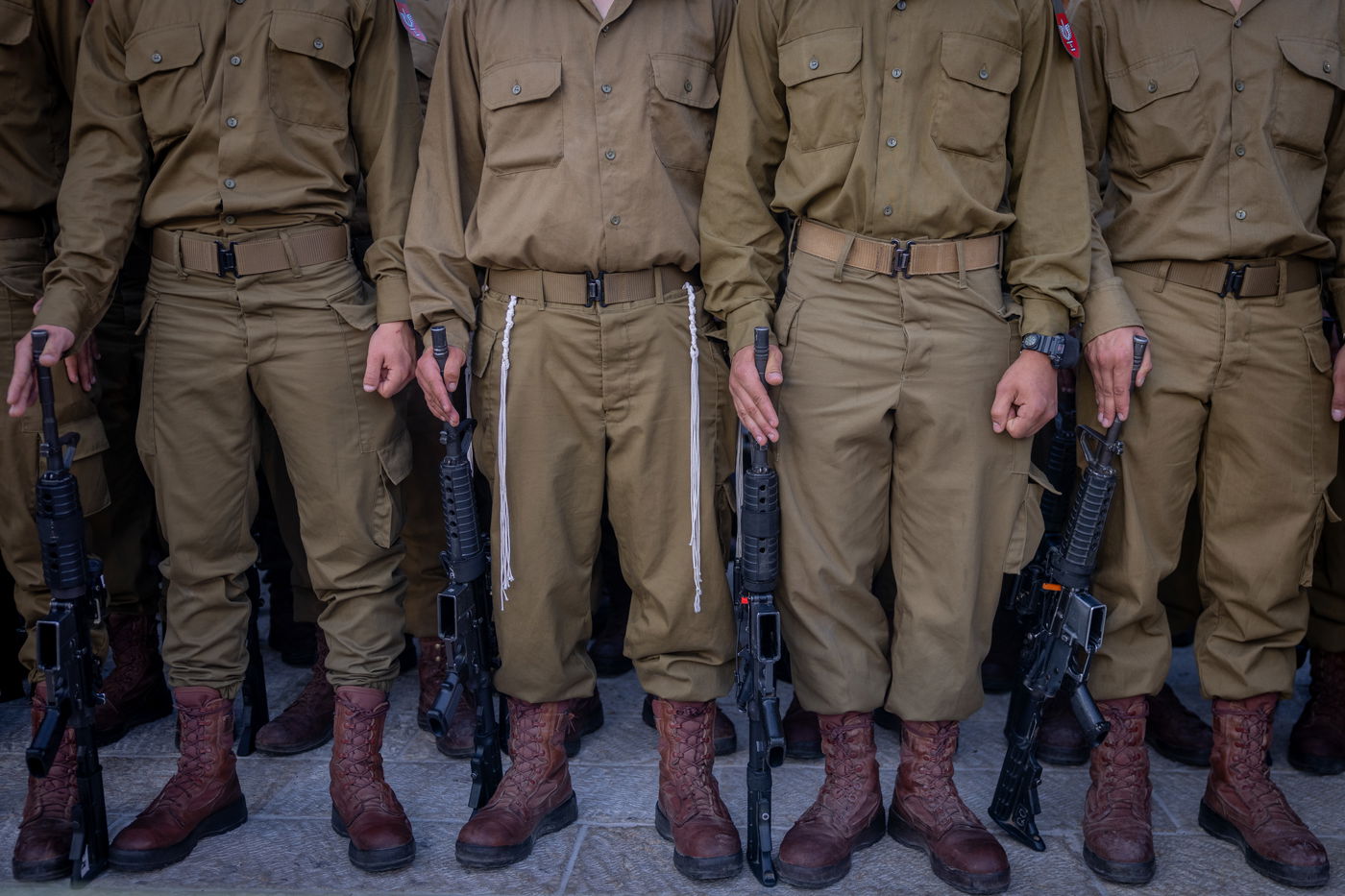 תיעוד מרגש: לוחמי 'נצח יהודה' נשבעו בכותל המערבי | צפו