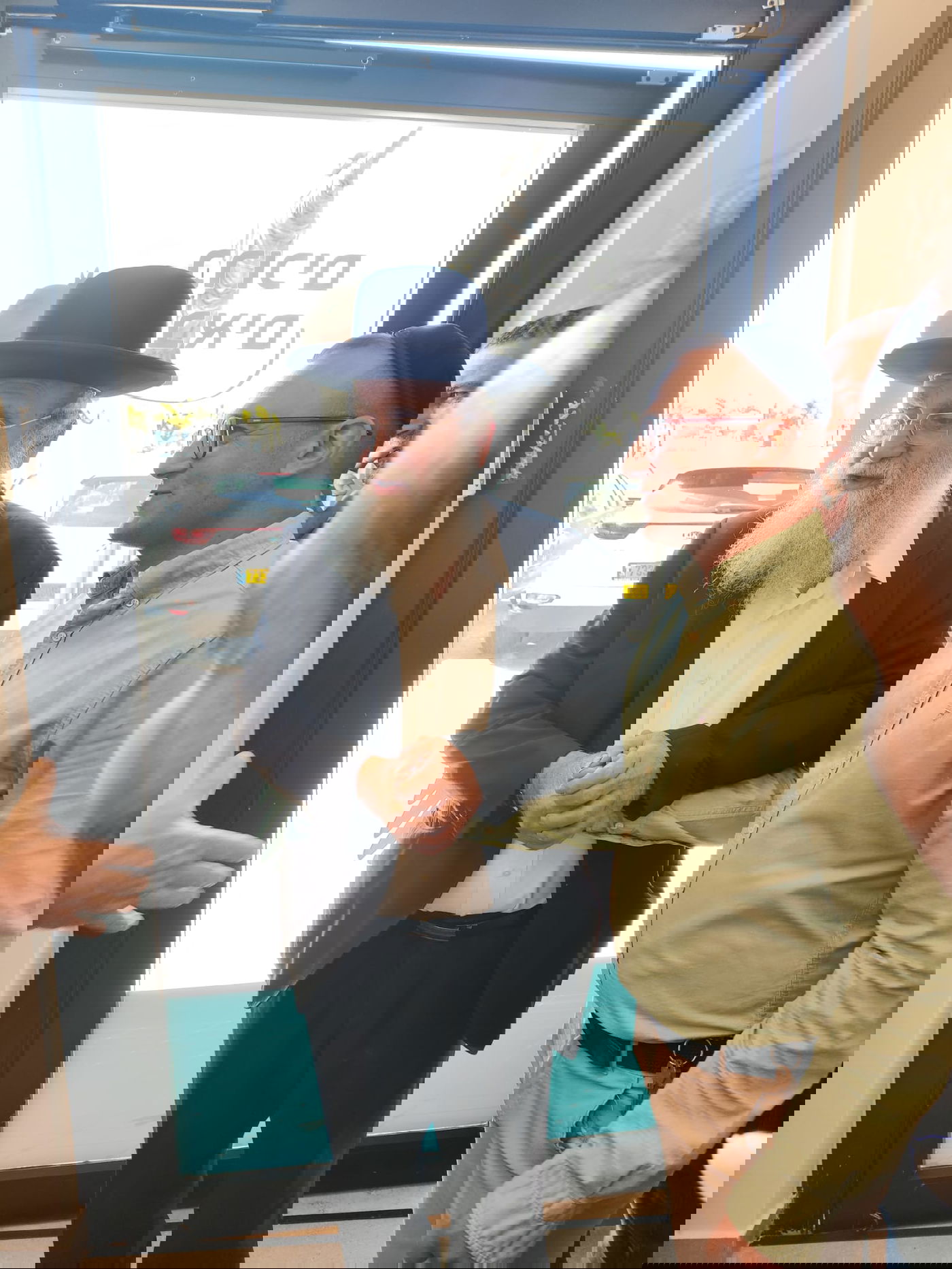 מעמד קביעת מזוזה במרכז החדש של לאומית בנתיבות