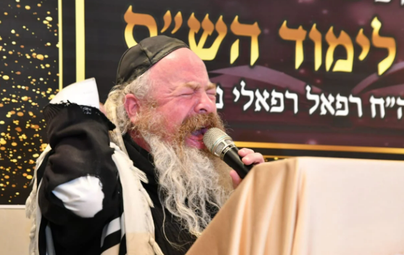 "כל ההבטחות לשמירת הצביון אינן שוות כלום"; המקובל שחיבר תפילה, תוקף בחריפות