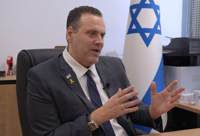 השר זוהר בראיון, מתנגד לתקציב