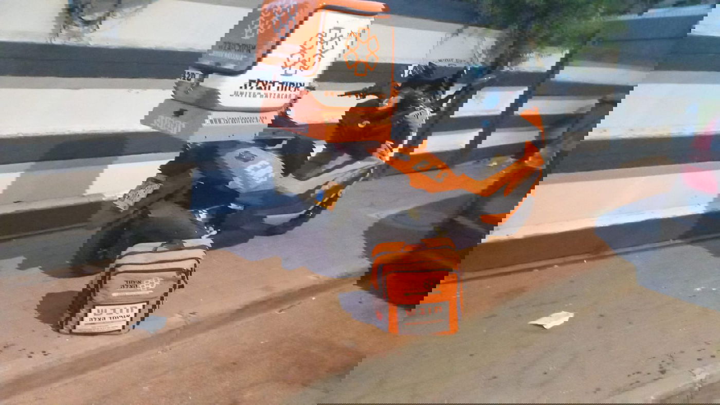 מתנדבי איחוד הצלה בזירה בנתניה