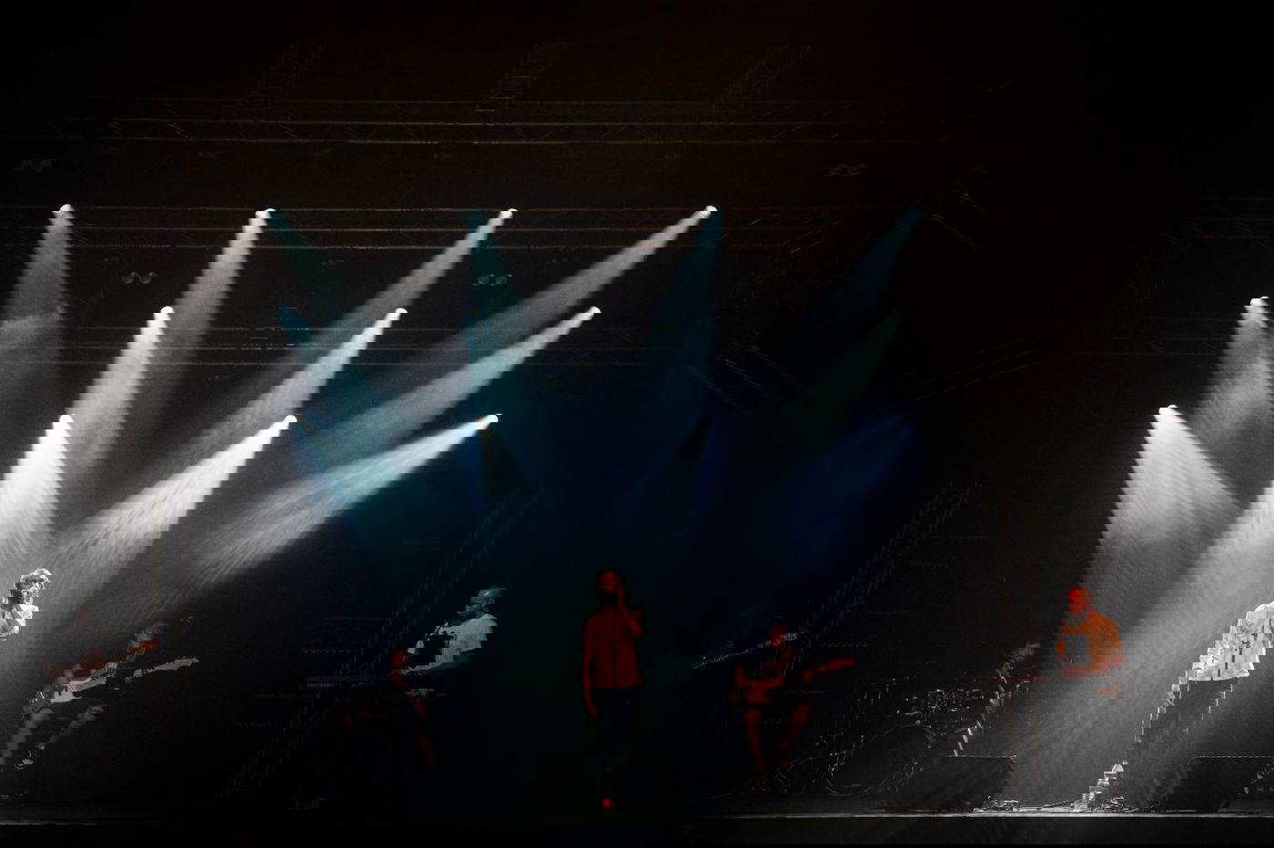 מופעי הקסמים הסוחפים של עקיבא ושמואל // ביקורת מופע