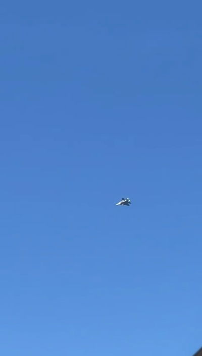 חיזבאללה פתח במתקפה: מטוסי חיל האוויר בשמי צפת