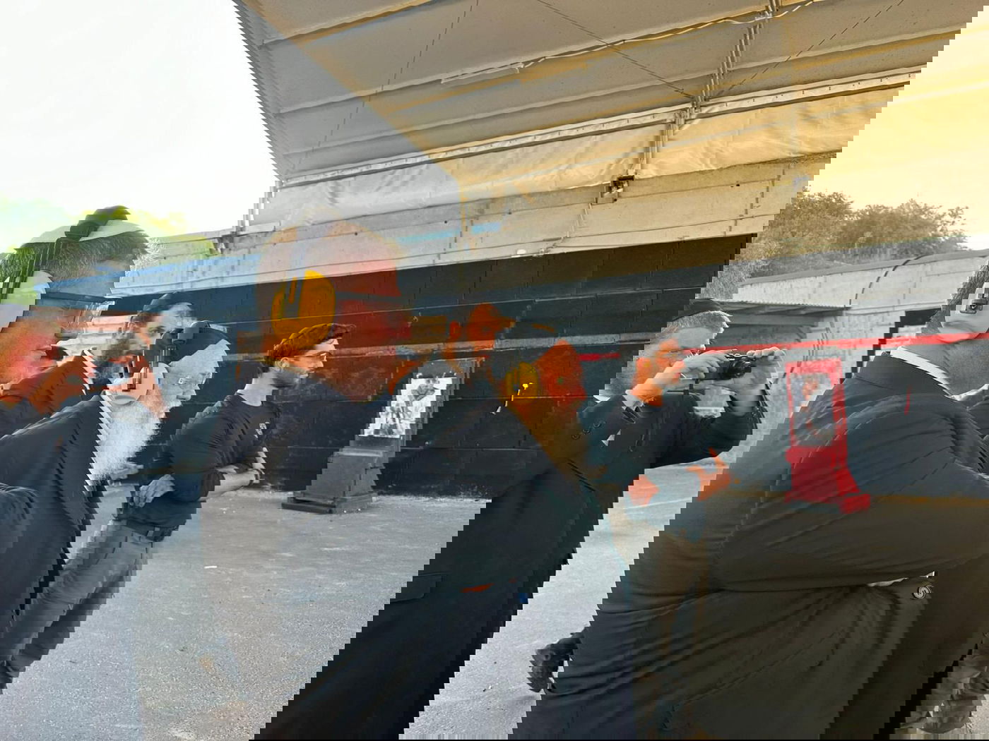 גולדקנופף ובן גביר במטווח ירי עם חסידי גור