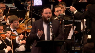 מוטי בויאר מבצע את היצירה של רוזנבלט: "אחינו"