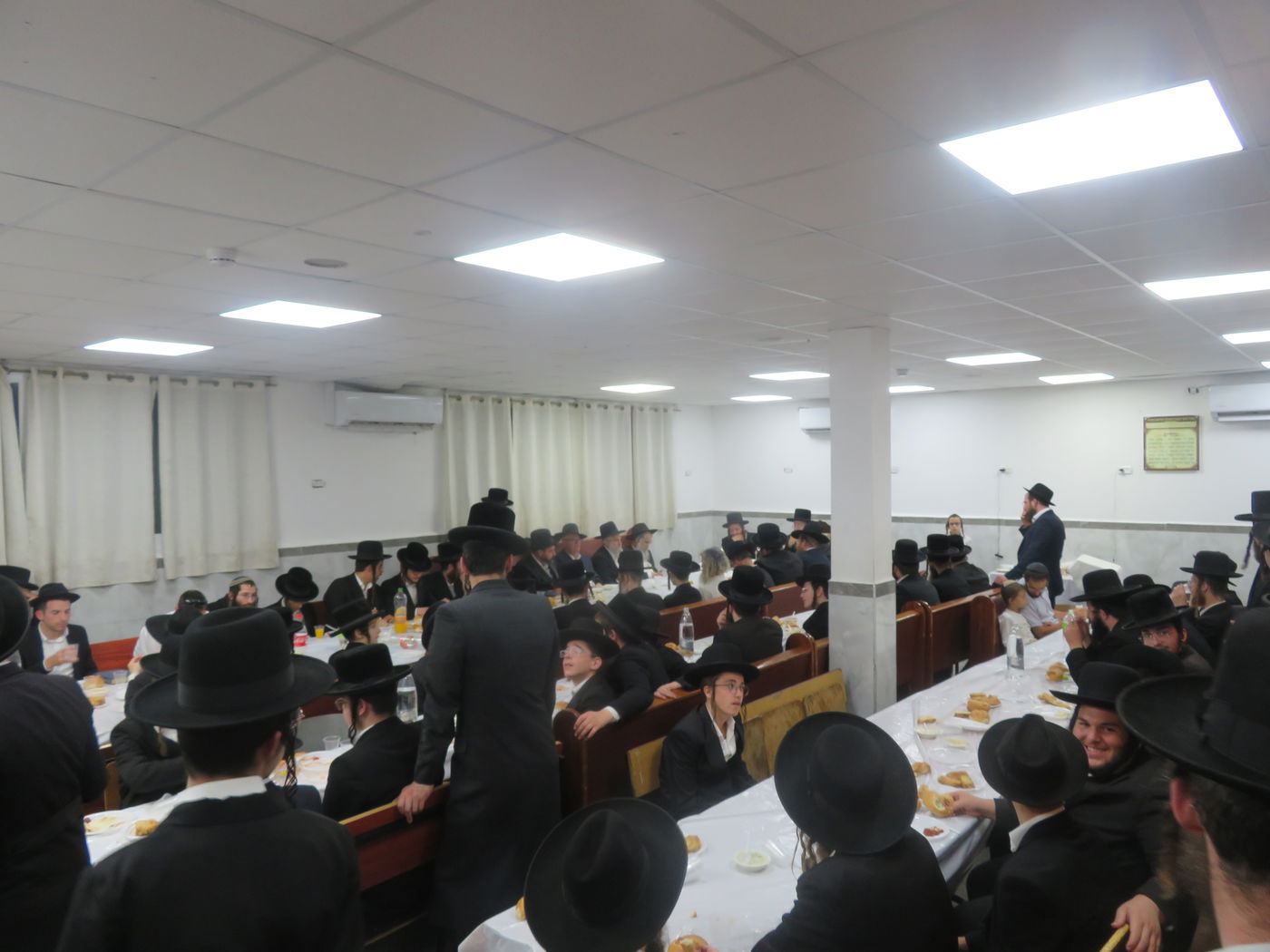 טיש הילולא בסאווראן