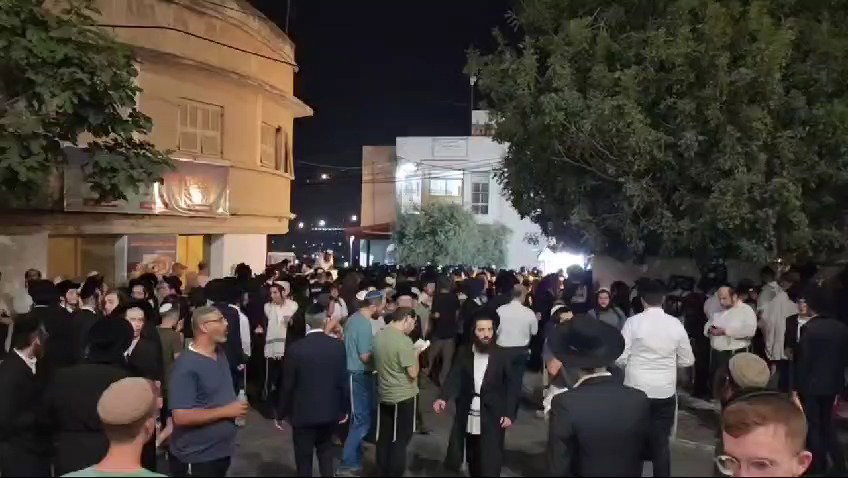 צפו בתיעוד