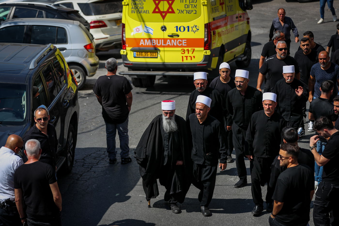 מועצה אזורית מטה אשר בהנחיה חריגה: "לשהות בקרבת מרחבים מוגנים, לא להיקהל"