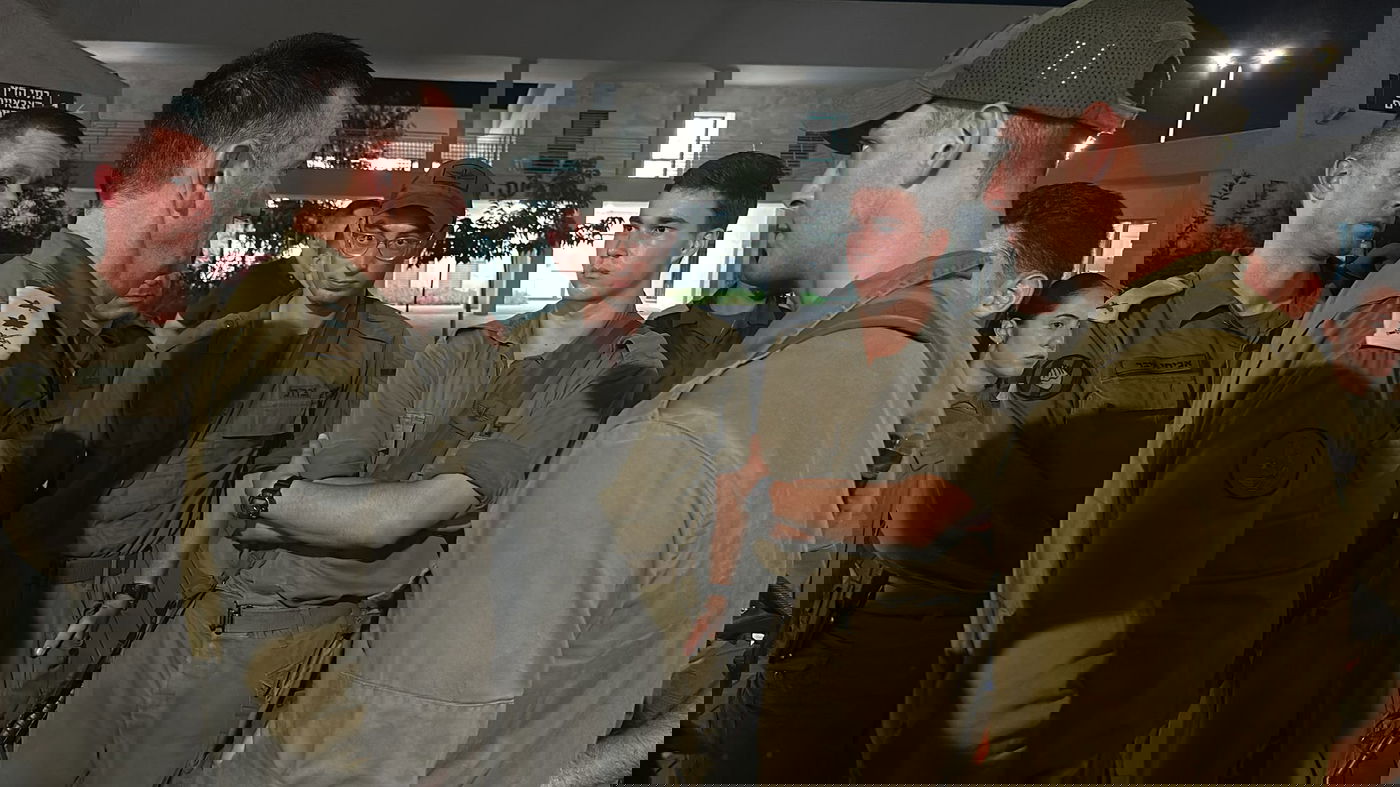 הרמטכ"ל בבית ליד