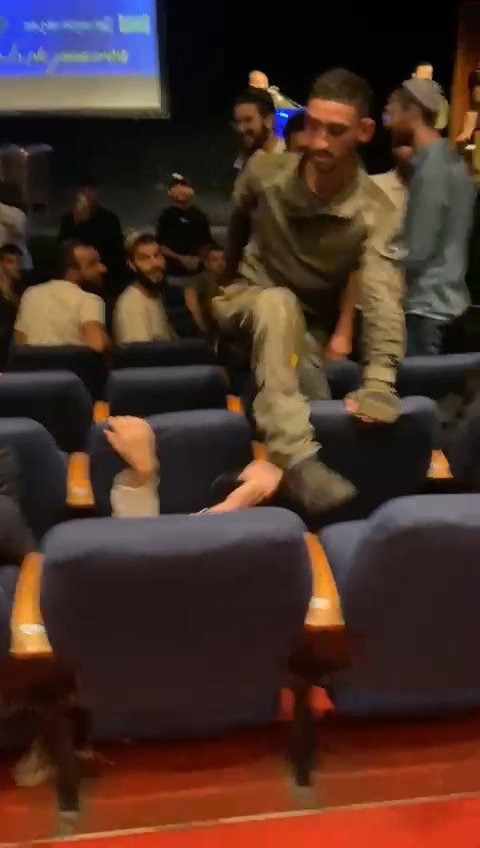 העימותים בכנס המתגייסים החרדים בבית החייל