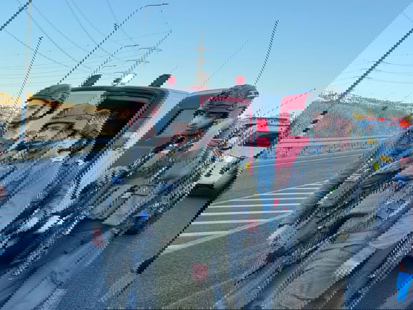 לוחמי צה"ל בזירת הפיגוע, הבוקר