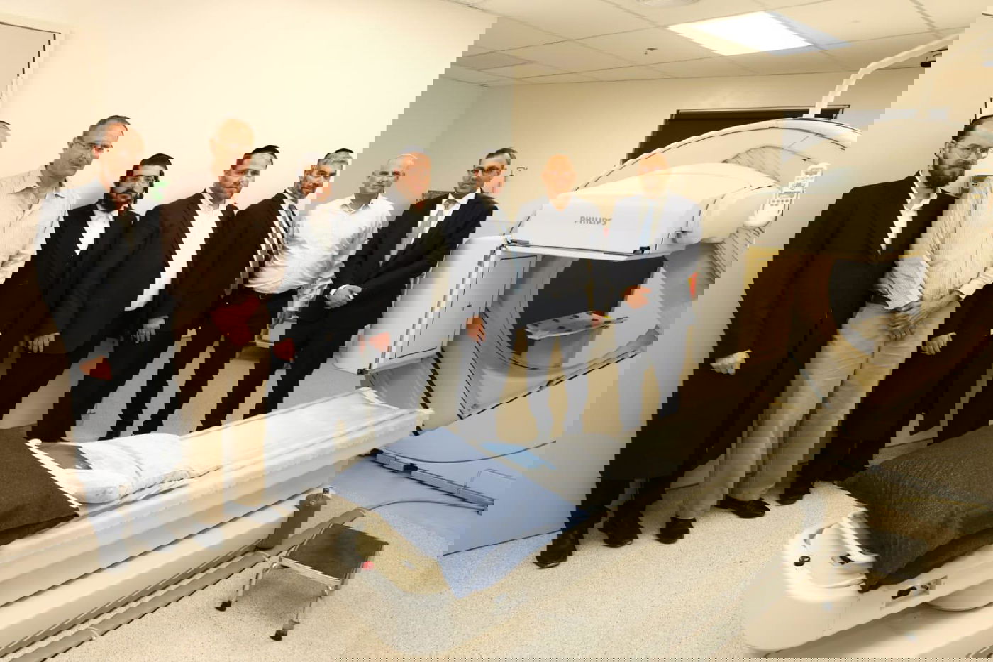 בכירים במערכת הבריאות בסיור בסניף החדש של מכון מאר בירושלים