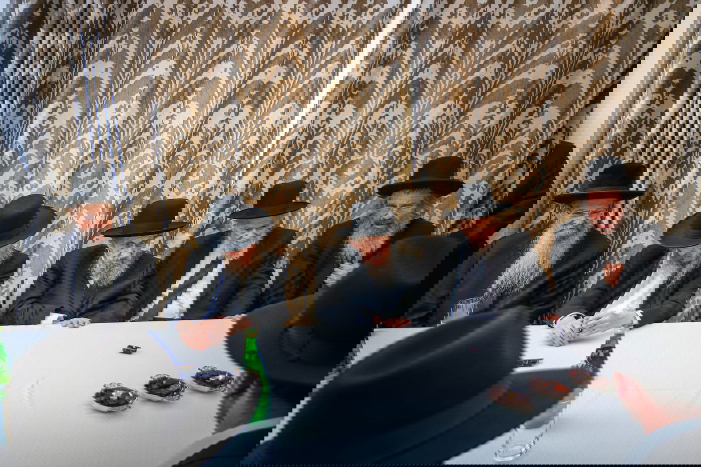 הדינר הרביעי בביתו של הנגיד לייבי לויסון