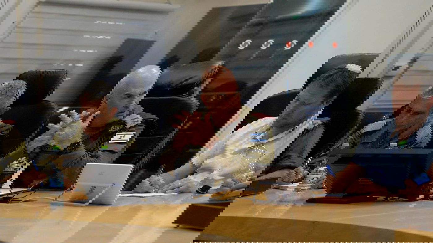 הפגישה של המפקד עם ראשי הרשויות