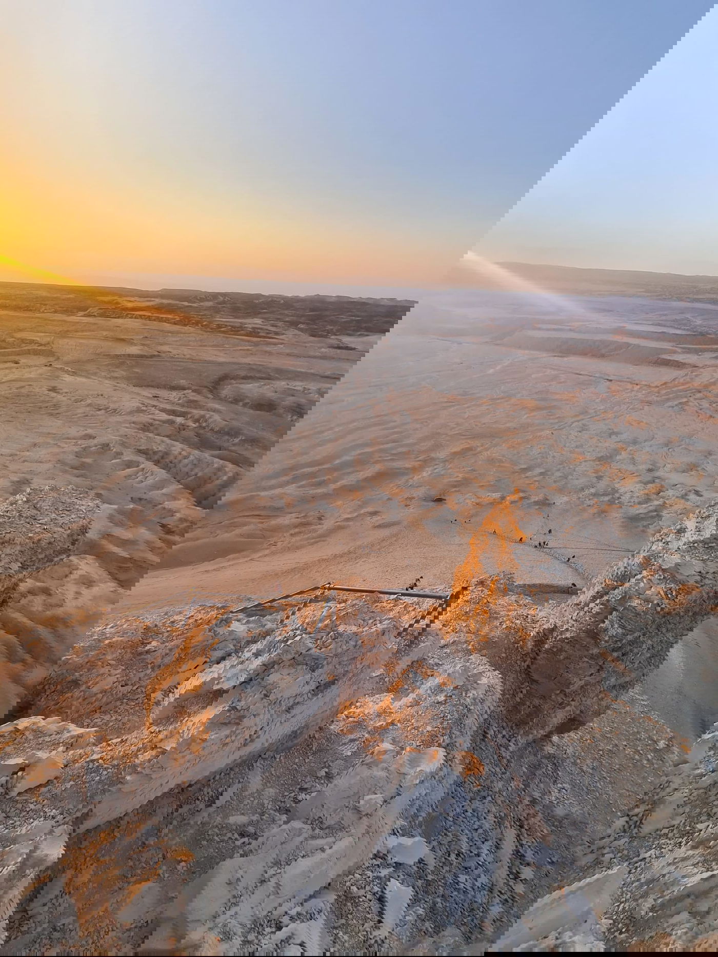 הר צין שמורת הר ההר בנגב - אחד האתרים בעבר הירדן המערבי לזיהוי קבר אהרן הכהן, היום