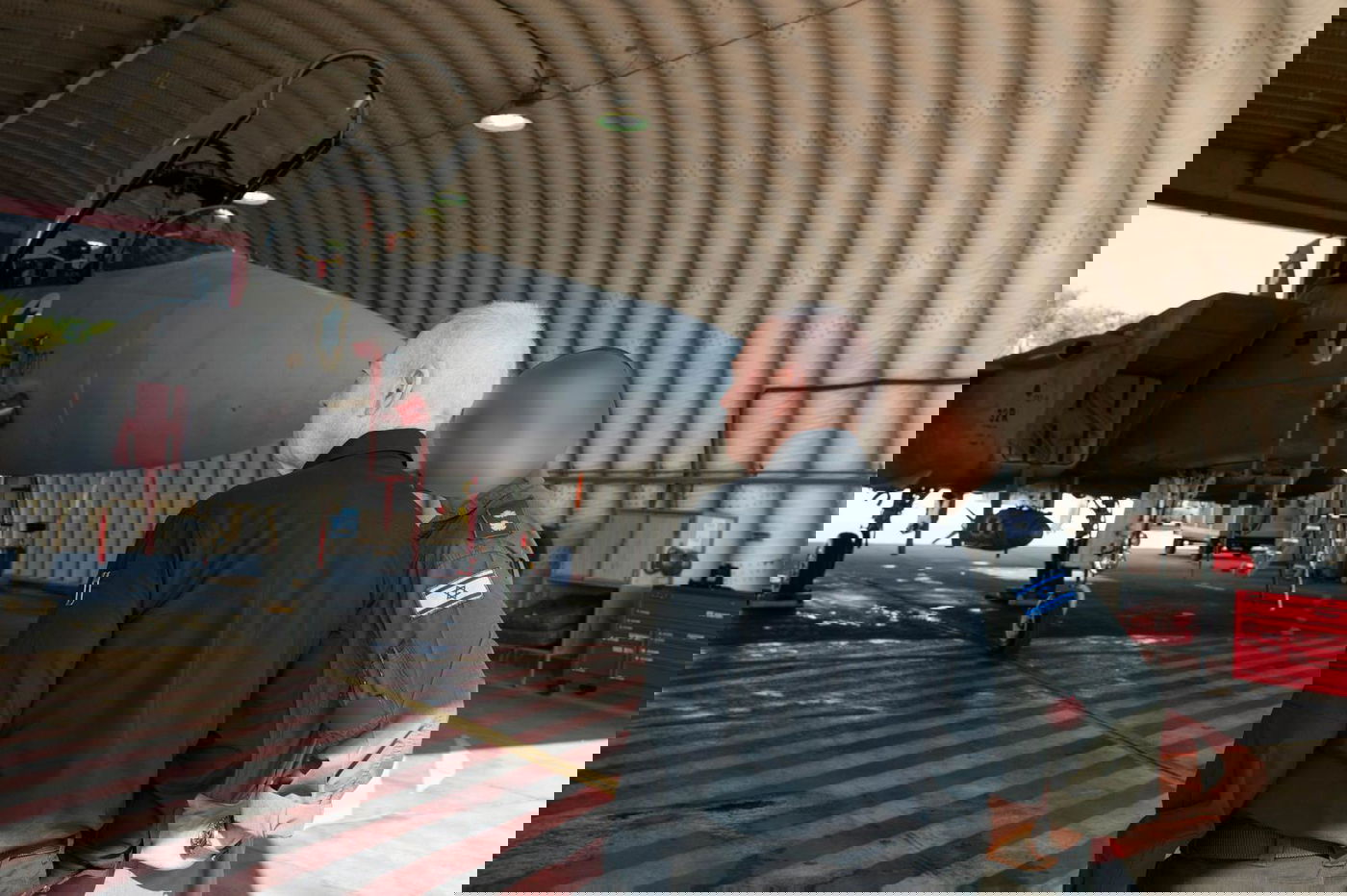 גלנט מבהיר לאיראנים: העיכוב במתקפה - משחק לטובתנו