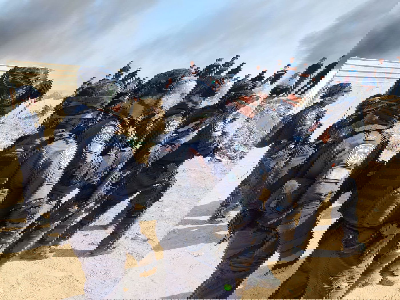 מהומה ביישוב הבדואי: הצתות ואבנים בניסיון למנוע צו הריסה