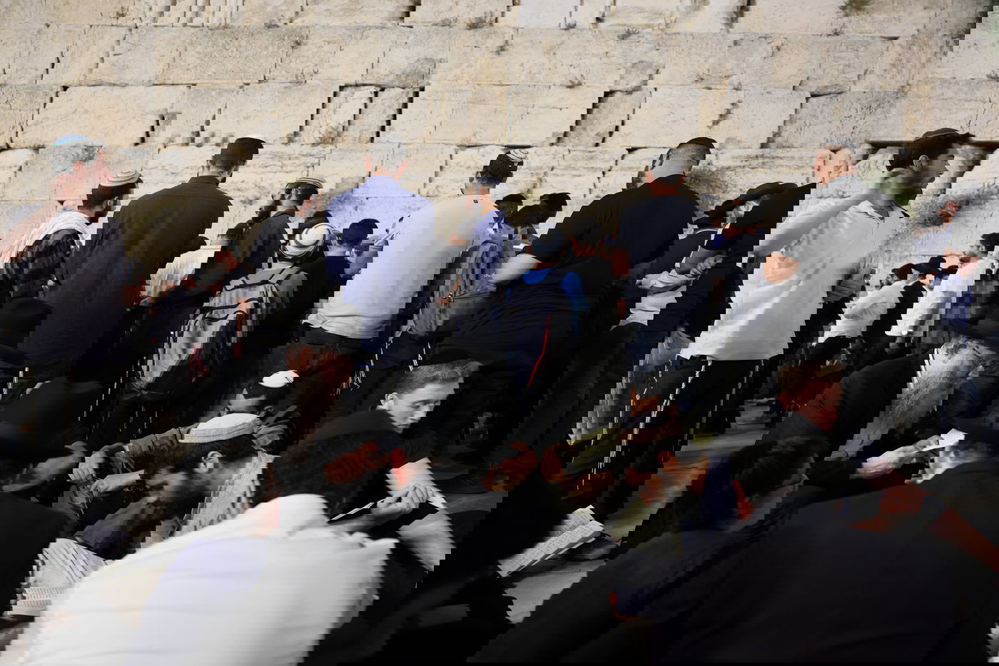 תיעוד ראשון: פוליטיקאים ועמך בית ישראל מתאבלים בכותל