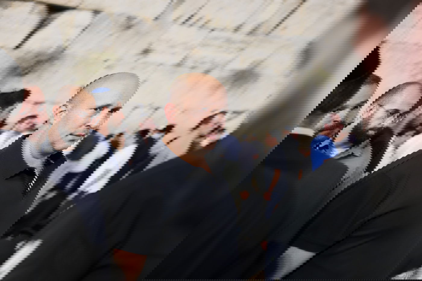 תיעוד ראשון: פוליטיקאים ועמך בית ישראל מתאבלים בכותל