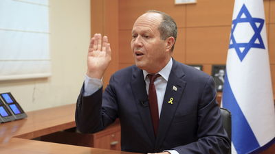 השר ניר ברקת 