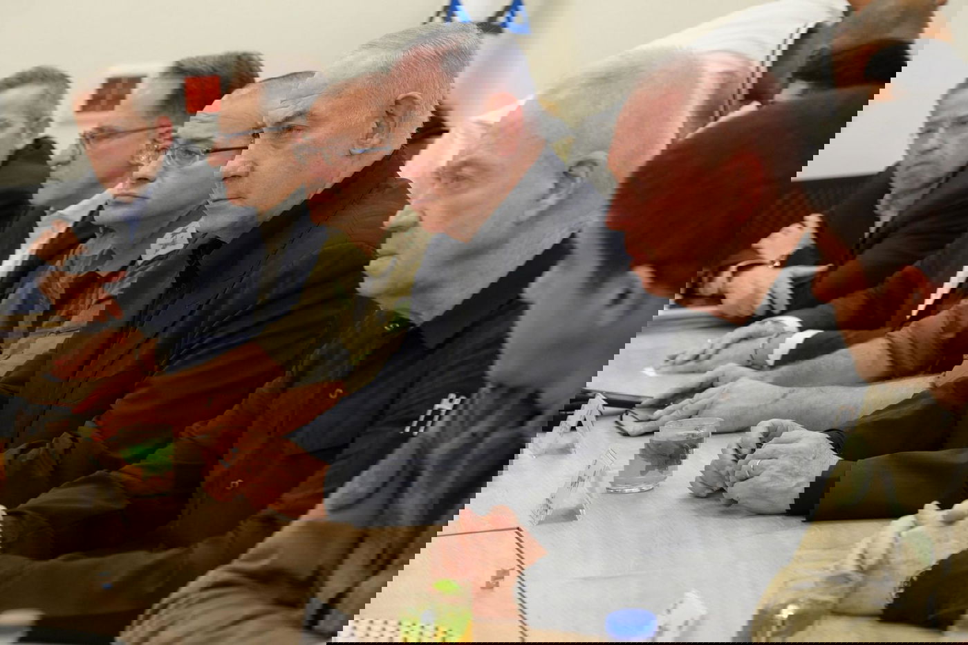 נתניהו וגלנט בקריה