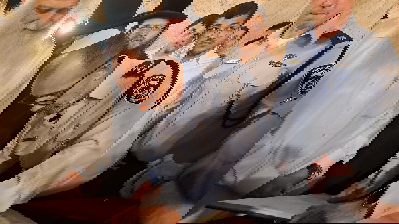 מפכ"ל המשטרה הנכנס רנ"צ דני לוי בכותל המערבי