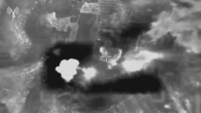 צה"ל תקף אתרי שיגור וחוליית מחבלים של חיזבאללה | צפו