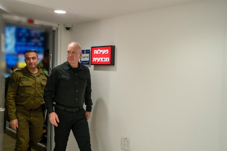 גלנט בהערכת מצב באגף מבצעים של צה"ל אחרי מתקפת המנע על חיזבאללה