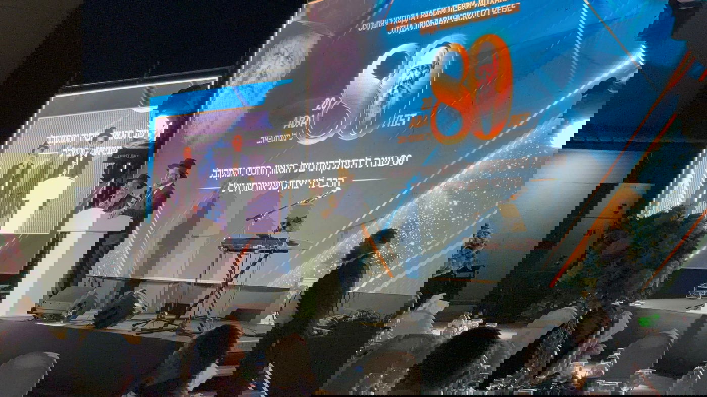 חסידי חב"ד התכנסו בקזחסטן: יום ההילולא של אביו של הרבי