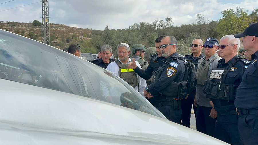 השר איתמר בן גביר בזירת פיגוע