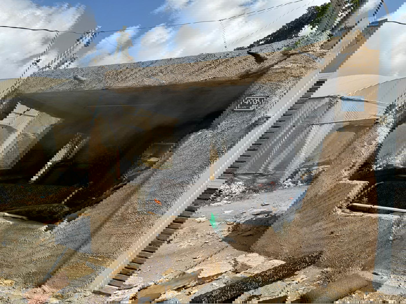 מעבדת הנפץ בחברון