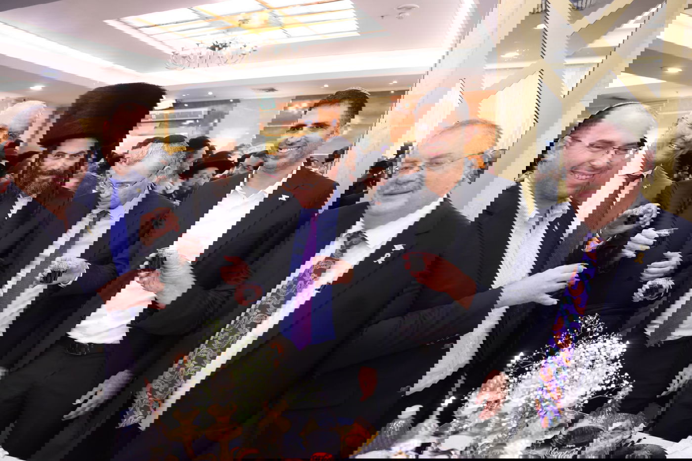 מוטי בבצ'יק חיתן, בכירי המדינה הגיעו | תיעוד ענק