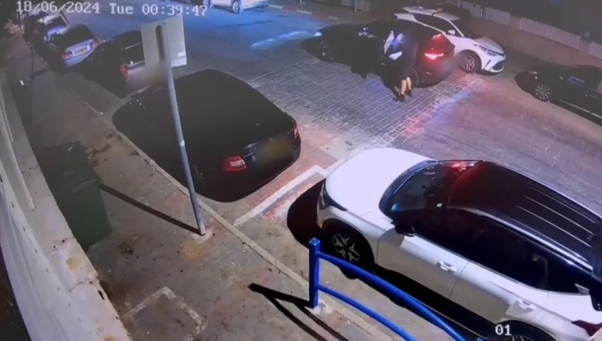 תיעוד מצלמות אבטחה מרגע המעשה