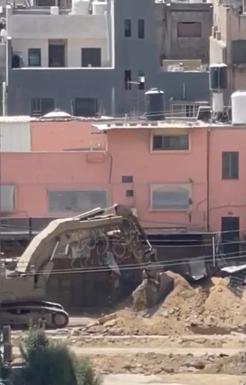 פעילות דחפורי צה"ל בנור שמס בטולכרם המבצעים חישוף בעומק של עד שני מטרים