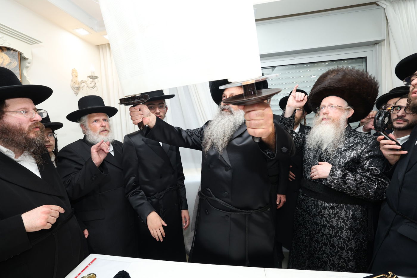 הכנסת ספר תורה לביהמ"ד קרעטשניף קרית גת