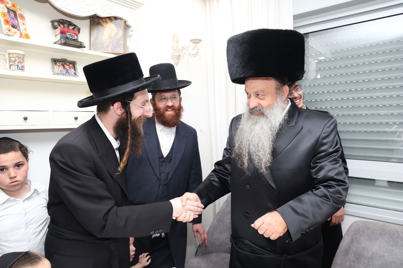 הכנסת ספר תורה לביהמ"ד קרעטשניף קרית גת