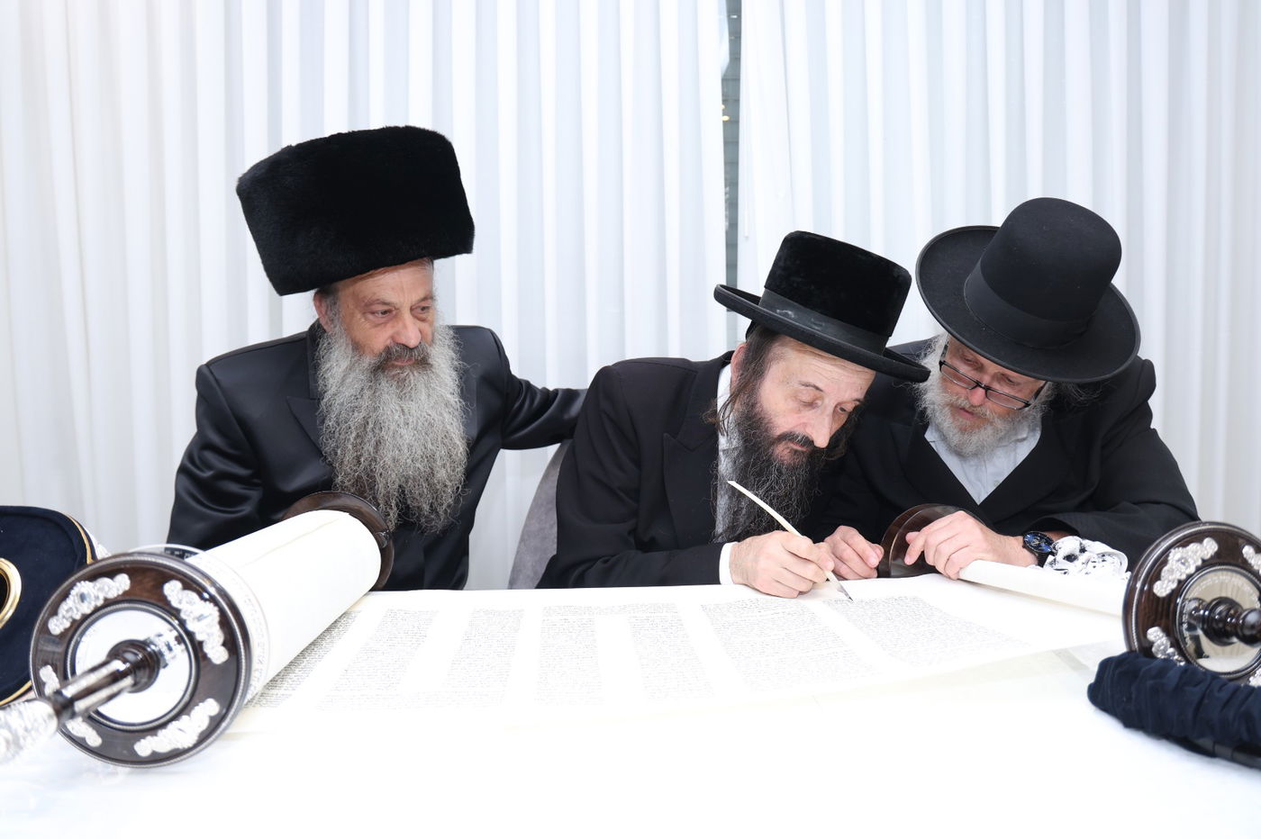 הכנסת ספר תורה לביהמ"ד קרעטשניף קרית גת