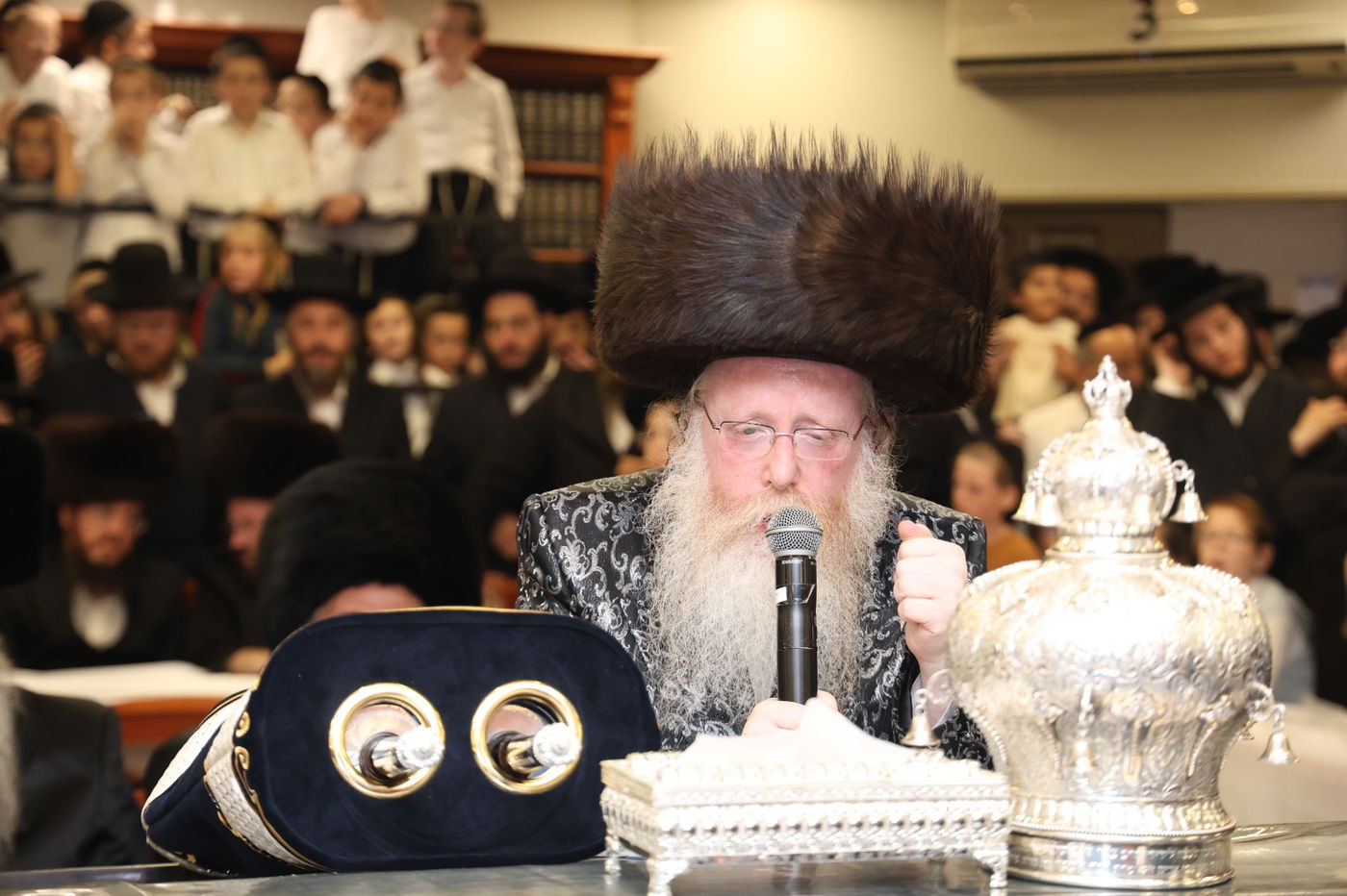 הכנסת ספר תורה לביהמ"ד קרעטשניף קרית גת