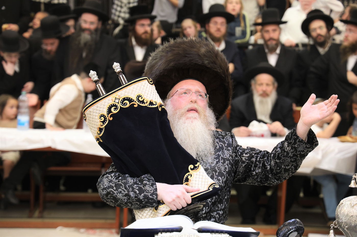 הכנסת ספר תורה לביהמ"ד קרעטשניף קרית גת