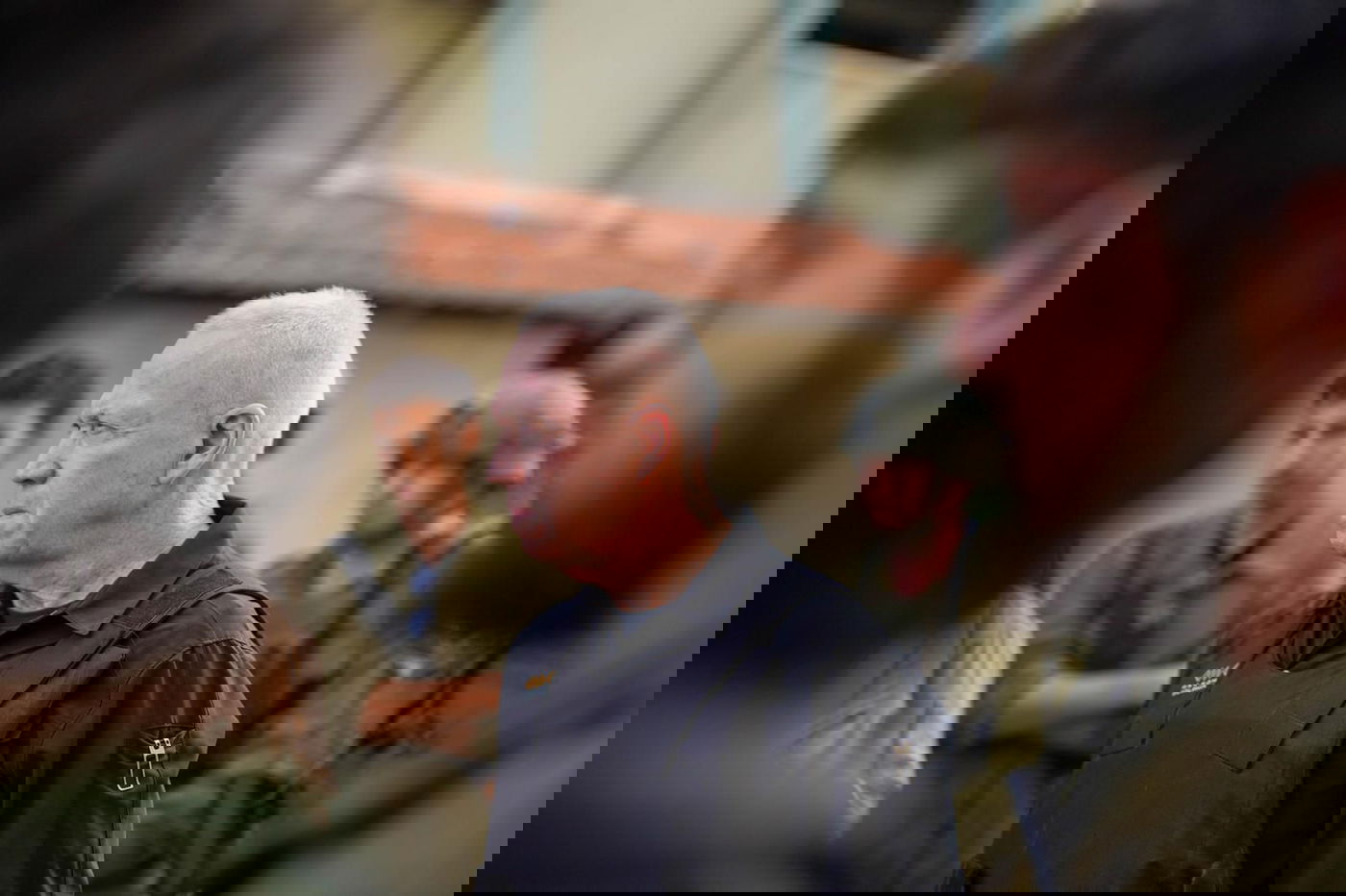 שר הביטחון גלנט 